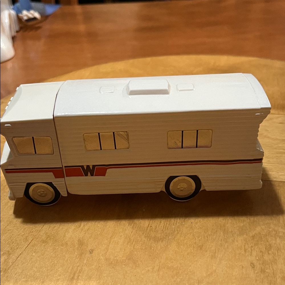 VTG Avon Winnebago Motor Home After Shave Bottle